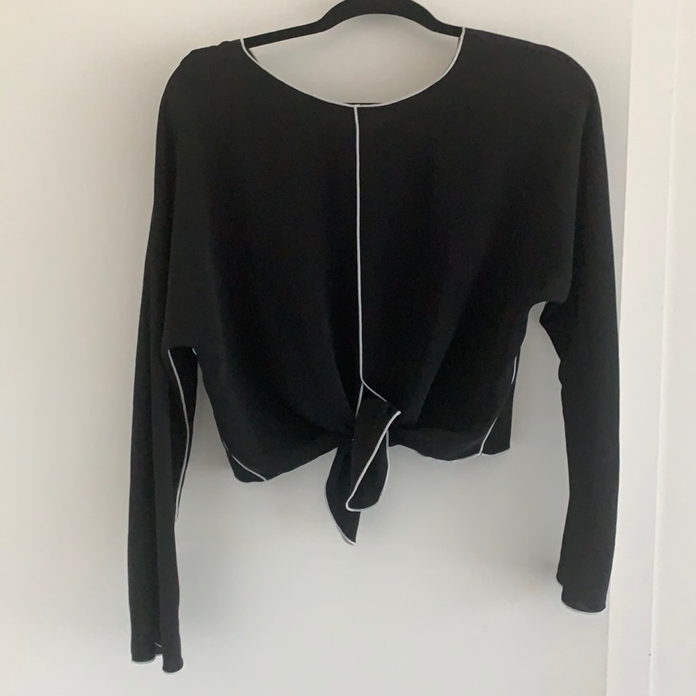 Babaton Long-sleeve Front Tie Blouse